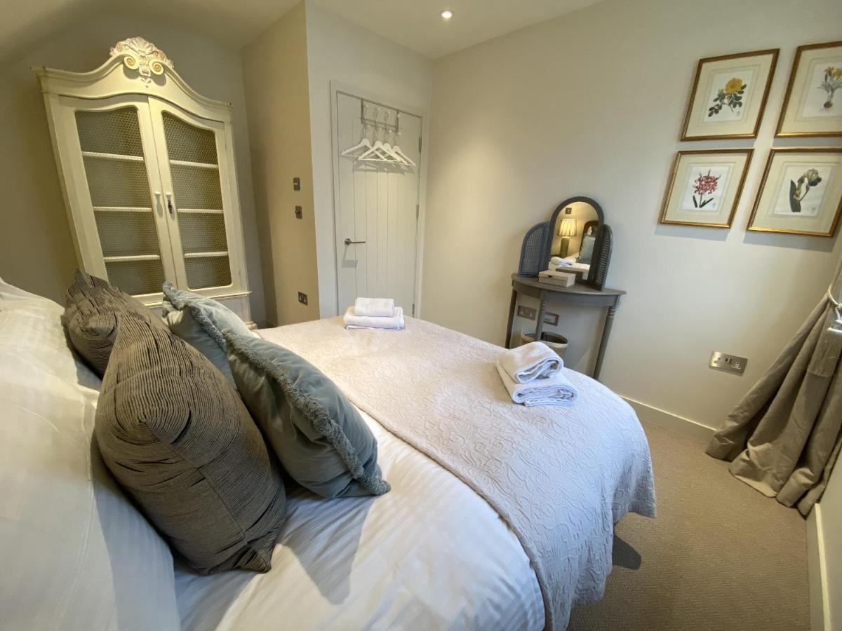 Walcot Yard With Parking, Bath Keys Apartment ภายนอก รูปภาพ