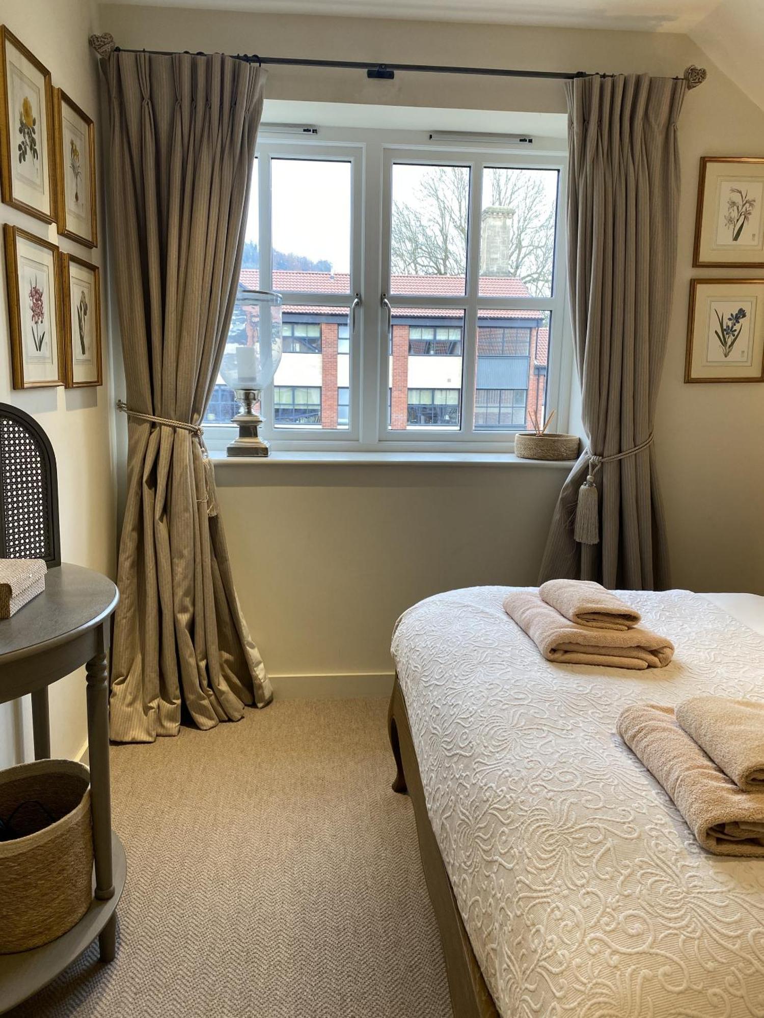 Walcot Yard With Parking, Bath Keys Apartment ภายนอก รูปภาพ