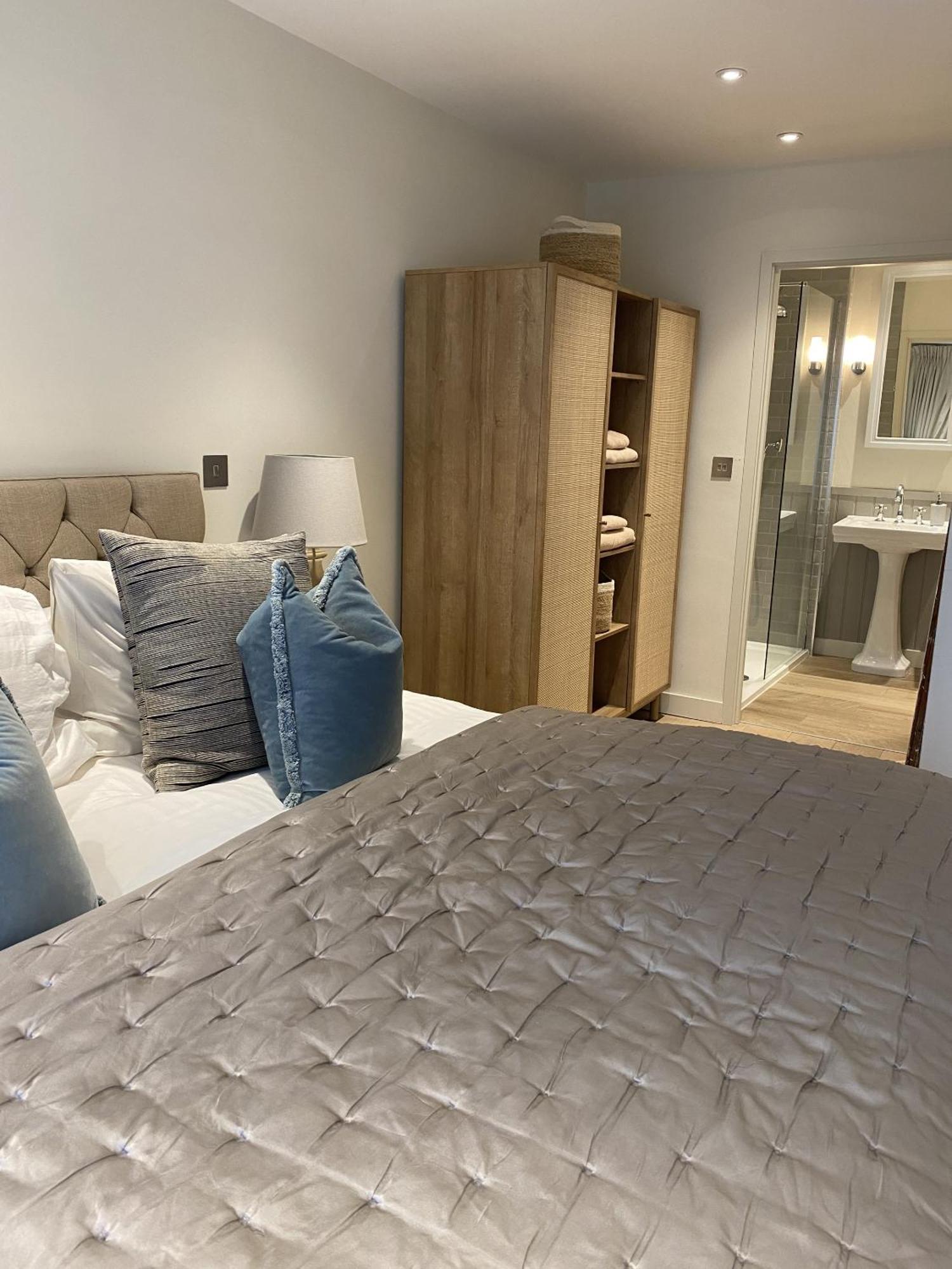 Walcot Yard With Parking, Bath Keys Apartment ภายนอก รูปภาพ