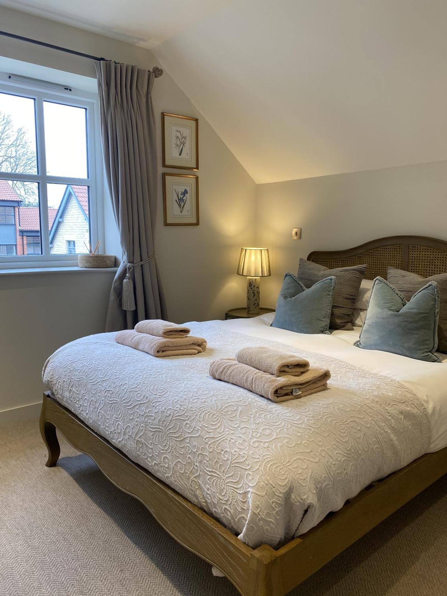 Walcot Yard With Parking, Bath Keys Apartment ภายนอก รูปภาพ