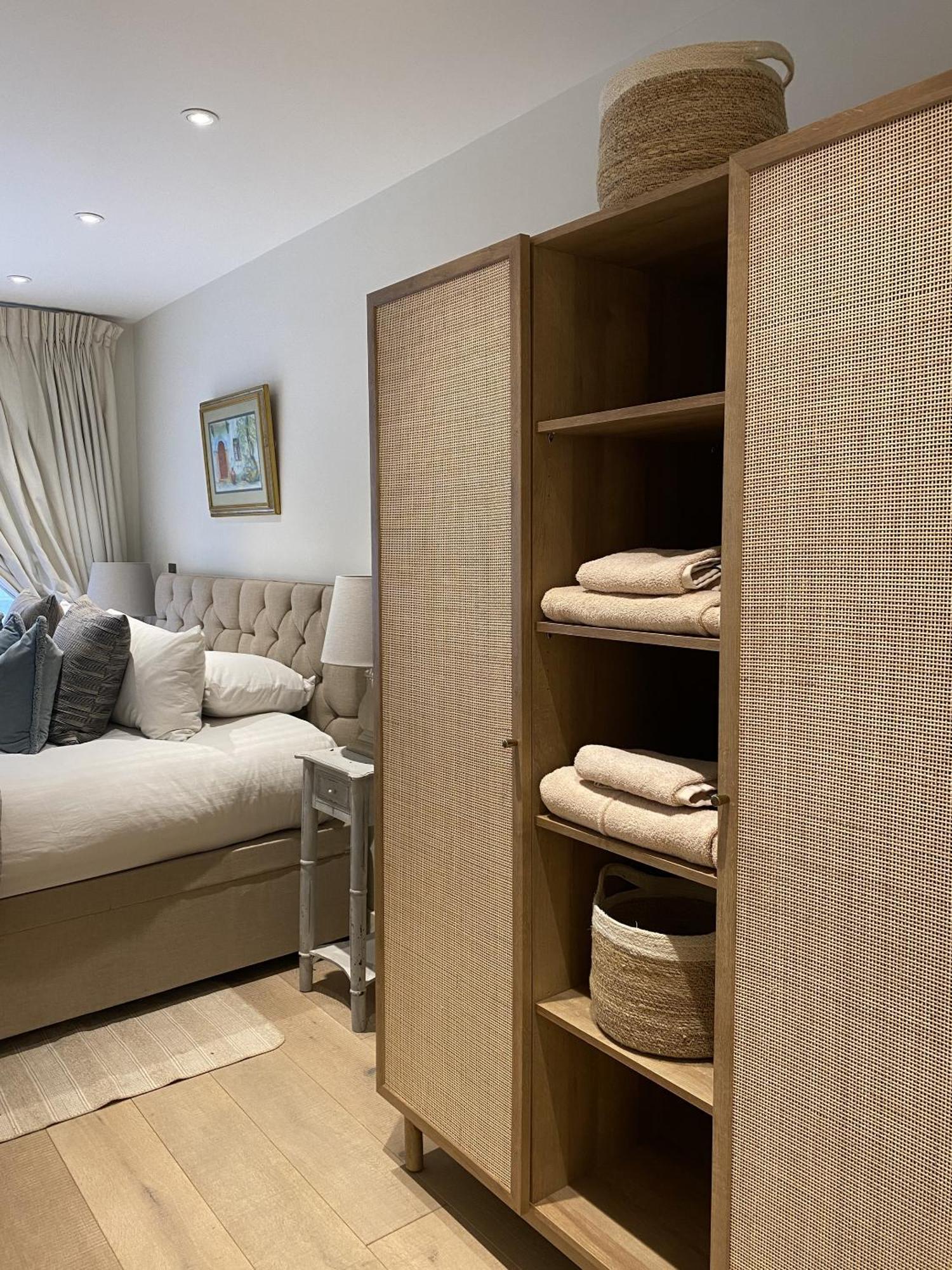 Walcot Yard With Parking, Bath Keys Apartment ภายนอก รูปภาพ