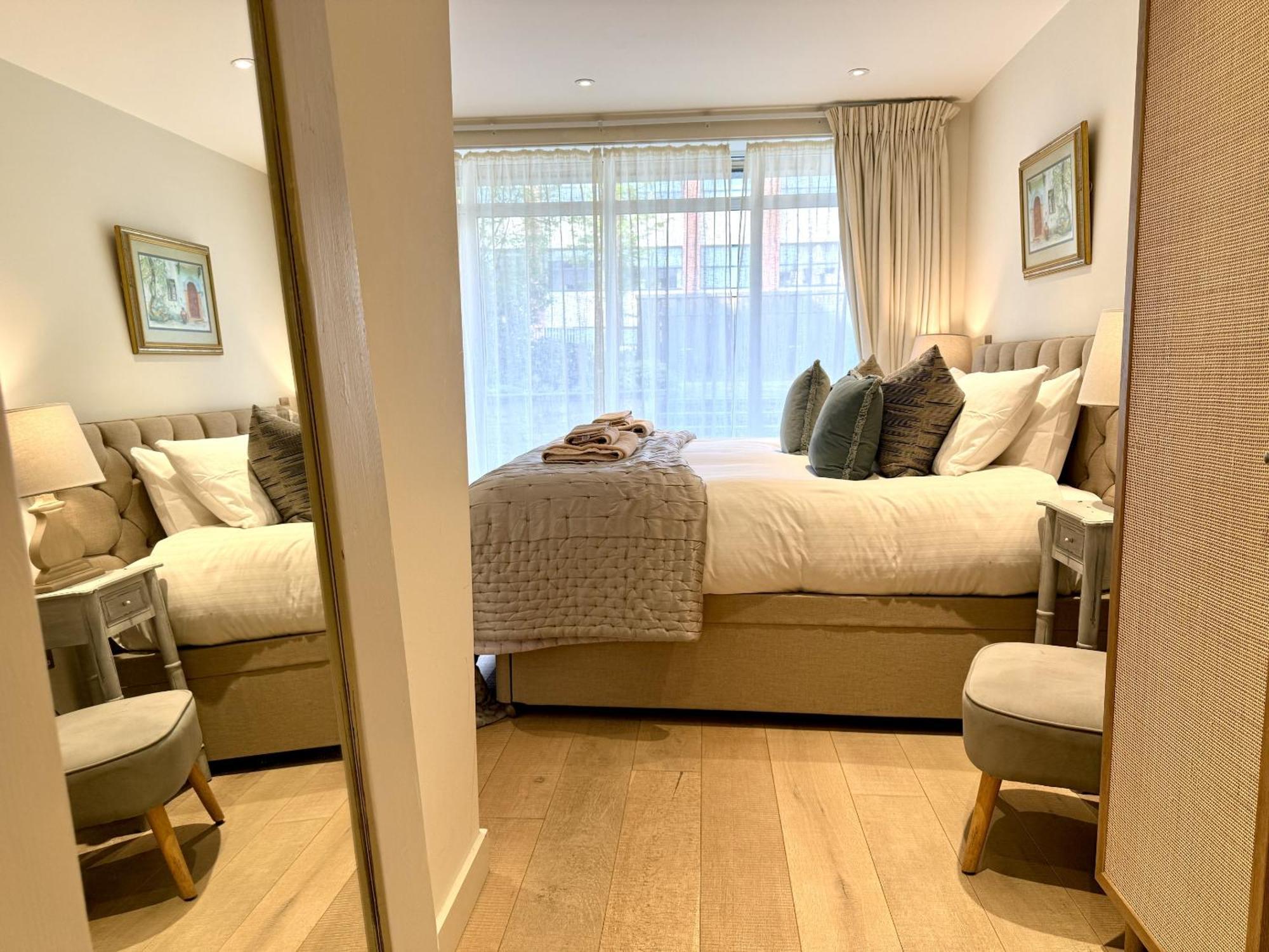 Walcot Yard With Parking, Bath Keys Apartment ภายนอก รูปภาพ